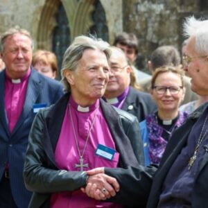 anglikan kilisesi lezbiyen kadin baspiskoposunu secti DirAIjjw