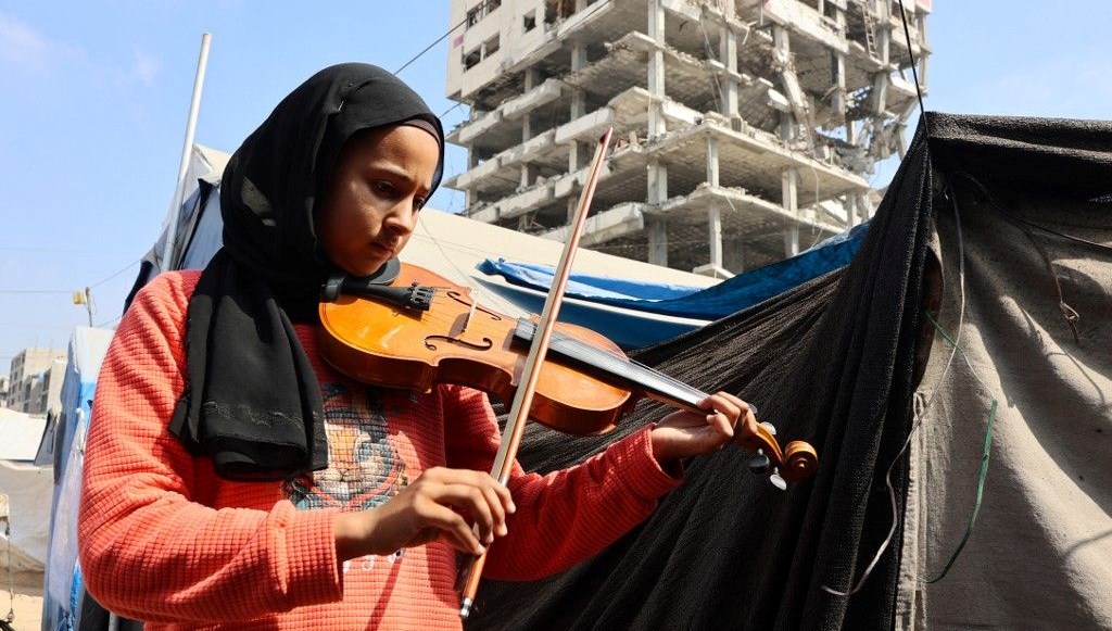 ingiltere 39 ogrenciyi gazzeden tahliye etmek istiyor 36WCBstH