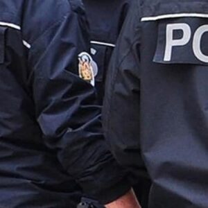 polis sokak kopegini tabancayla oldurdu y64xNVDW