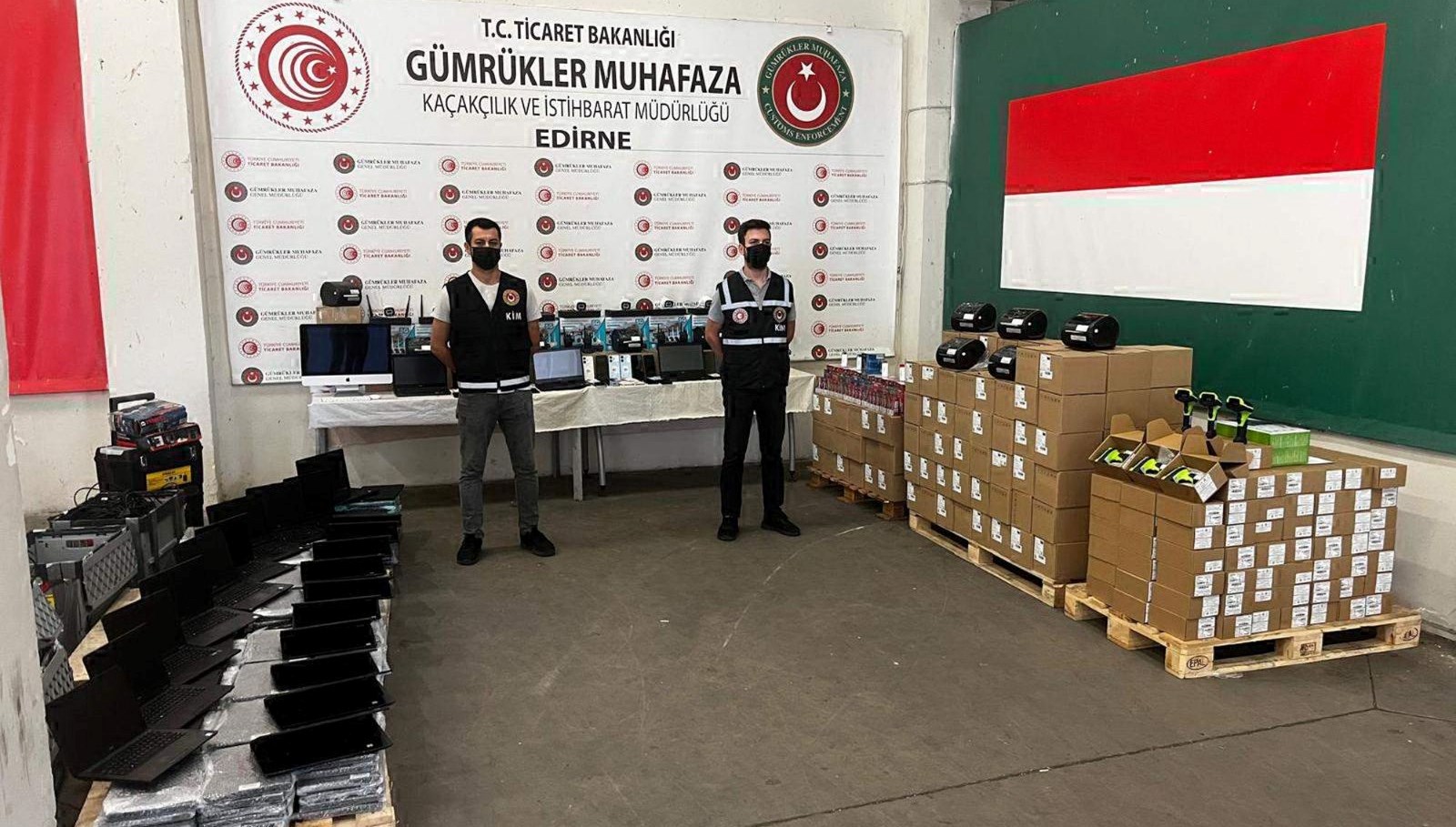 sinirda kacakcilikla mucadele milyonlarca lira degerinde zD4Sa168