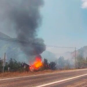 tarlada cikan yangin samanligi kule cevirdi iVz8HaBR