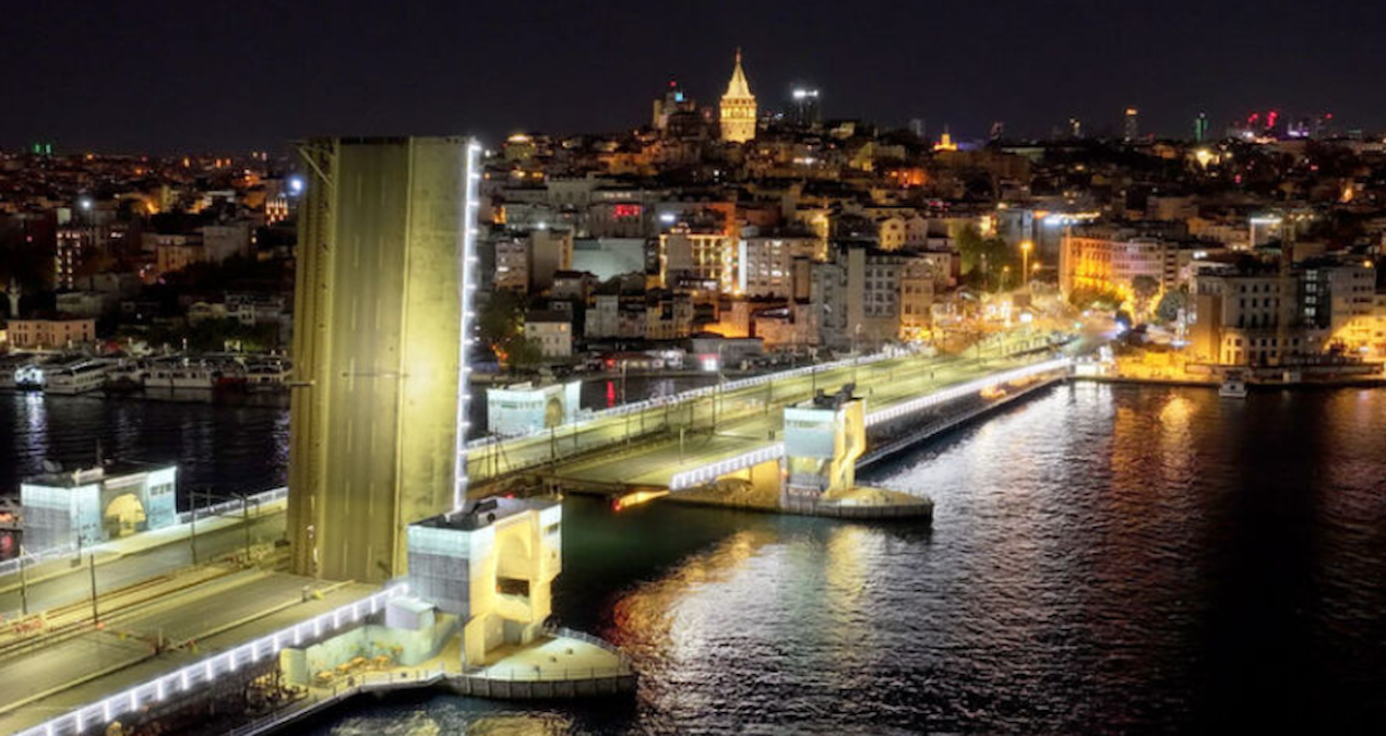 yeni galata koprusu gece yarisi trafige kapatildi Wb8ZfC94