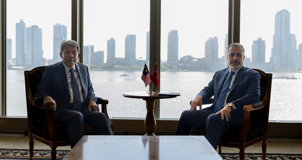 bakan fidan malezyali mevkidasiyla gorustu EHlE5fNH