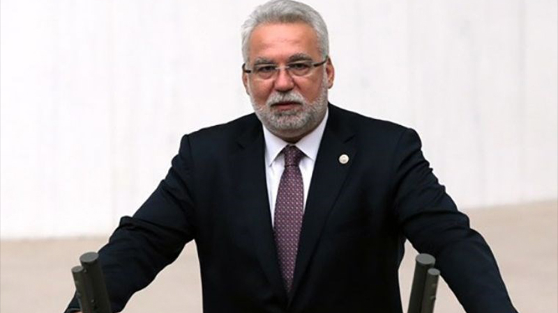 eski akpli vekilden iktidara chpli yeni transferler uzerinden sert cikis artik isi yuzsuzluge vurdular WNNBGwCV