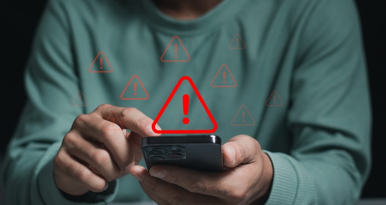 milyonlarca kisiye ayni mesaj gonderildi hicbir sistem guvenli degil aWZsXsxZ