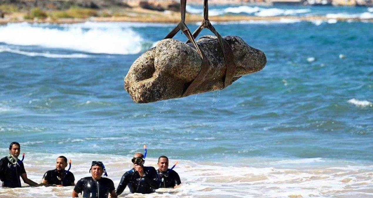 onlarcasini denizde bulunca apar topar vincleri cagirdilar Vhzc1zrD