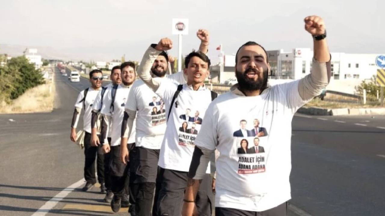 ozgurluk yuruyusu suruyor BZstjcb5