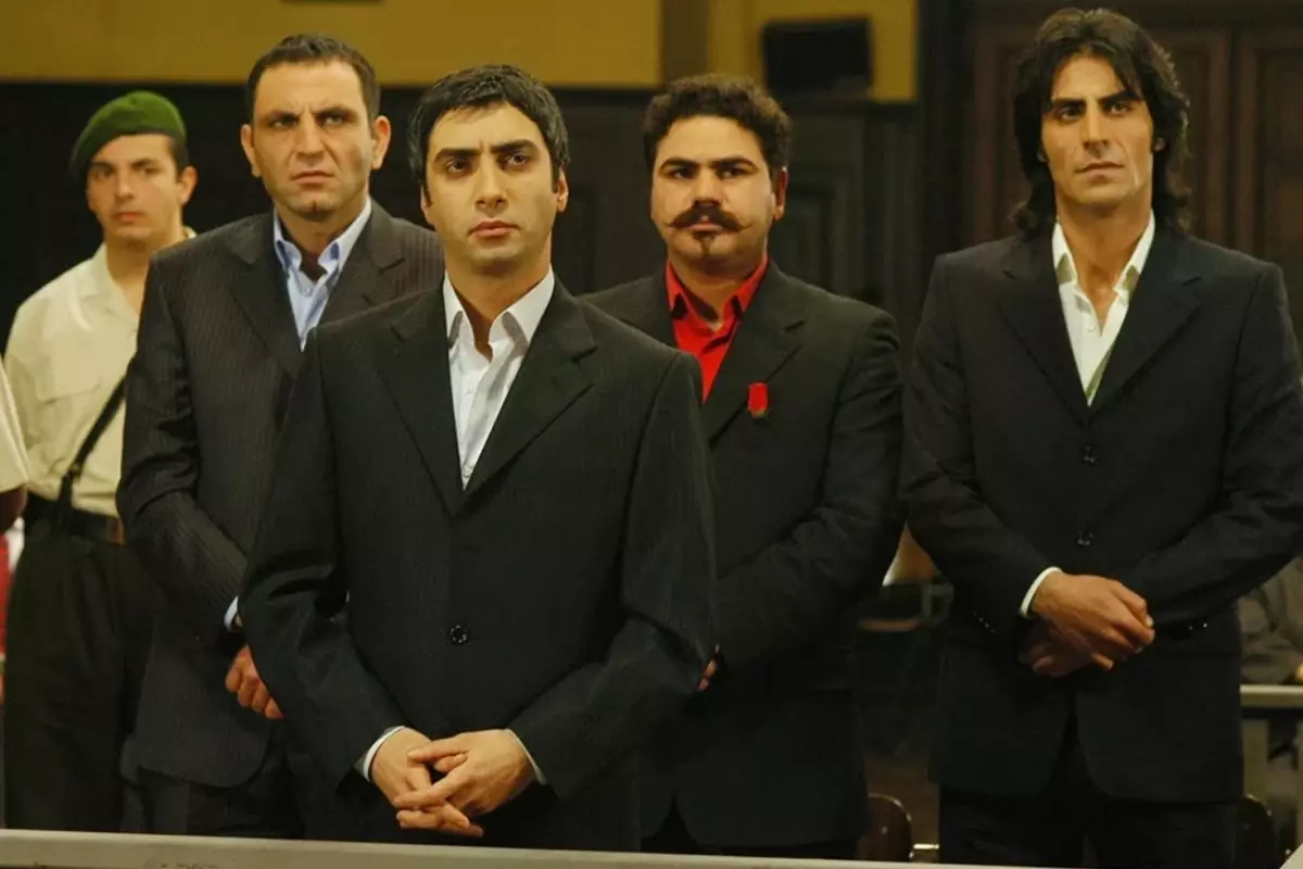 uzun suredir gozlerden uzak yasayan erhan ufak son halini paylasti bKARppRO