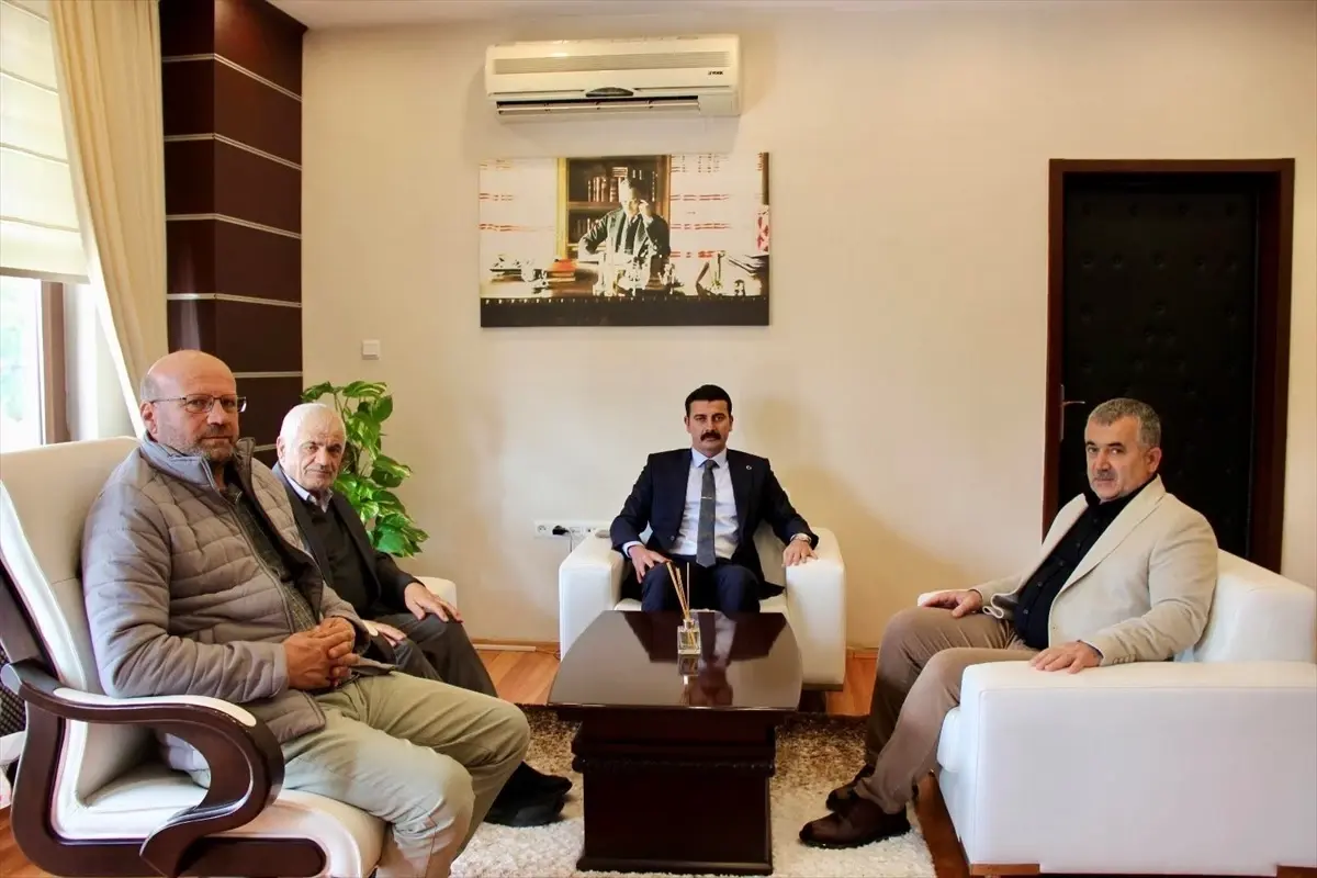 baskan demirden kaymakam arslana ziyaret DqIyPicH.jpg