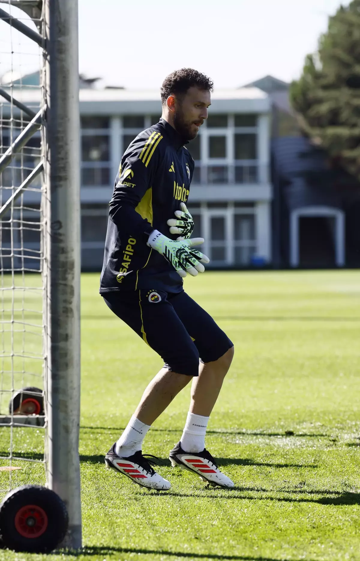 fenerbahce uefa avrupa ligi maci icin hazirliklara devam ediyor j3yPxBSh.jpg