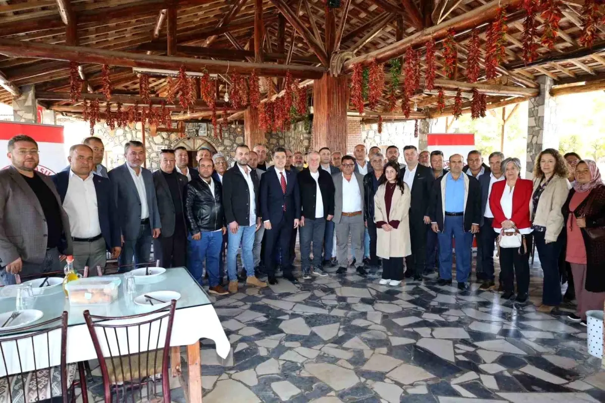 karacasuda muhtarlarla istisare toplantisi NABxGTWE.jpg