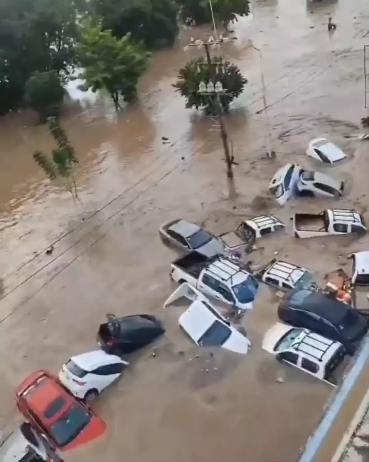 meksikada siddetli yagislar nedeniyle olu sayisi 47ye yukseldi ZBsl1GTG.jpg