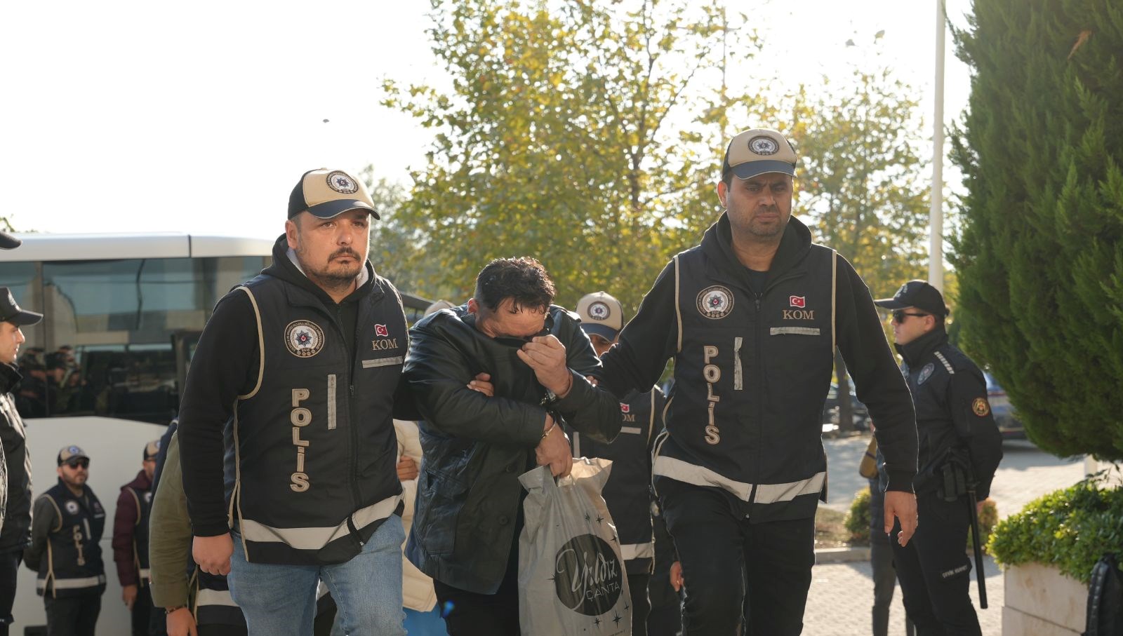 sahte alkol testi sebekesinin 5 uyesi tutuklandi G434hg3m