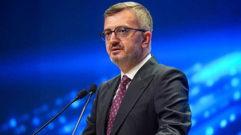 iletisim-baskani-duran-mescid-i-aksaya-yonelik-baskini-kiniyorum-ROmERLk5