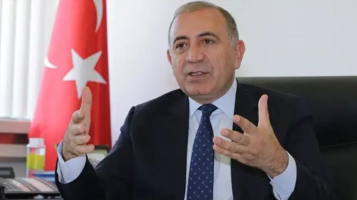 CHP İstanbul İl Başkanlığı’nda Değişim: Gürsel Tekin Görevden Alındı, Yeni İsim Atandı