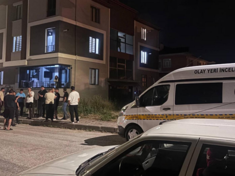 Erzincan’da pompalı dehşet! Boşandığı eşi ve yanındakini katletti