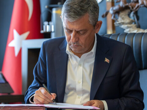 Son dakika ozgur ozelden yeni partide ilk mesaj z6T3IXlh